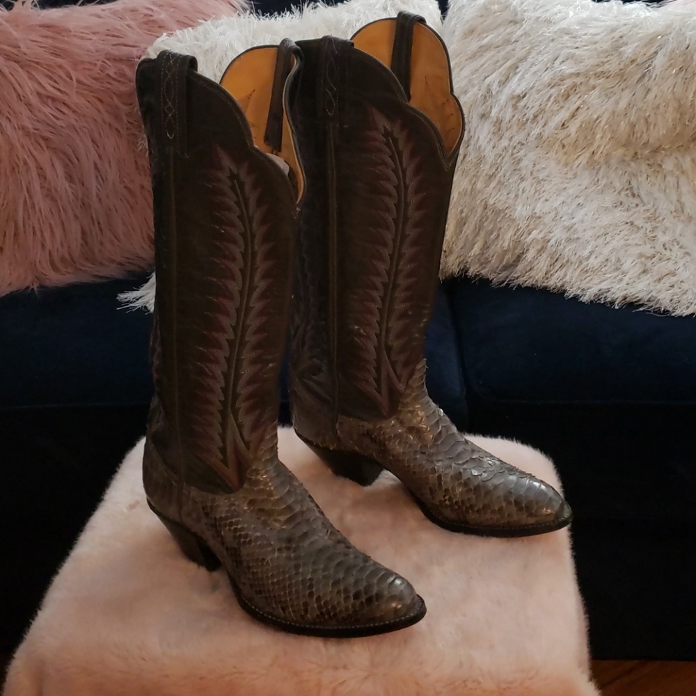 Tony Lama boots